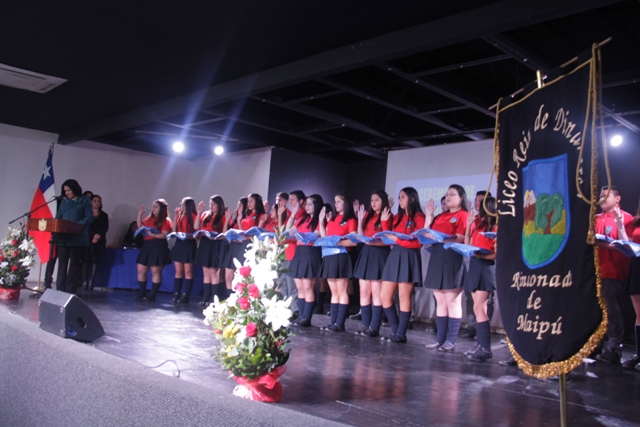 Liceo Reino de Dinamarca realizó ceremonia de investidura y titulación Liceo Reino de Dinamarca realizó ceremonia de investidura y titulación